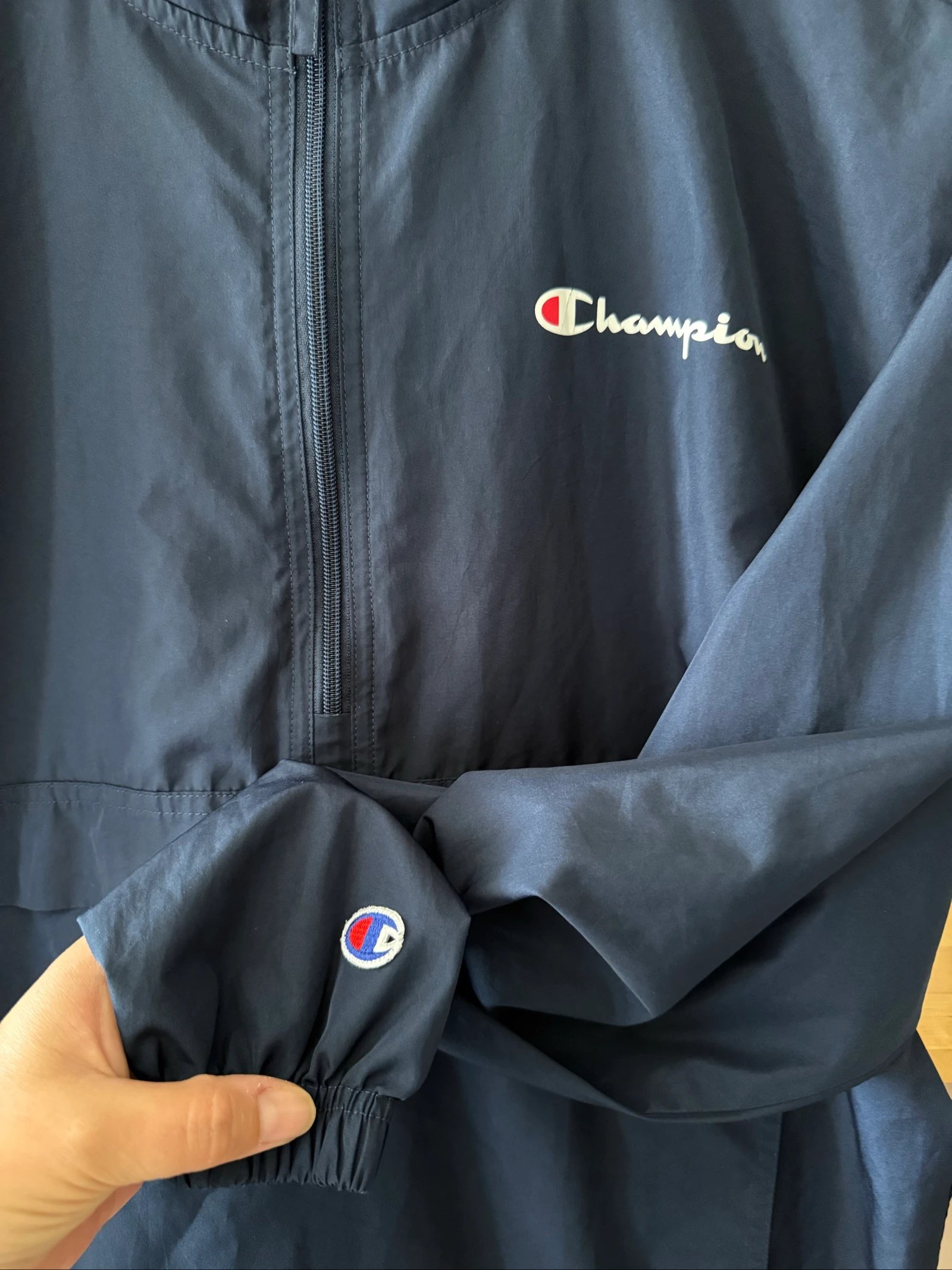 Cut-wind Champion homem S – Azul marinho – Jaqueta com capuz – Muito bom estado – photo 4